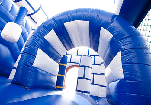 Aire de jeu ch&acirc;teau fort Lille